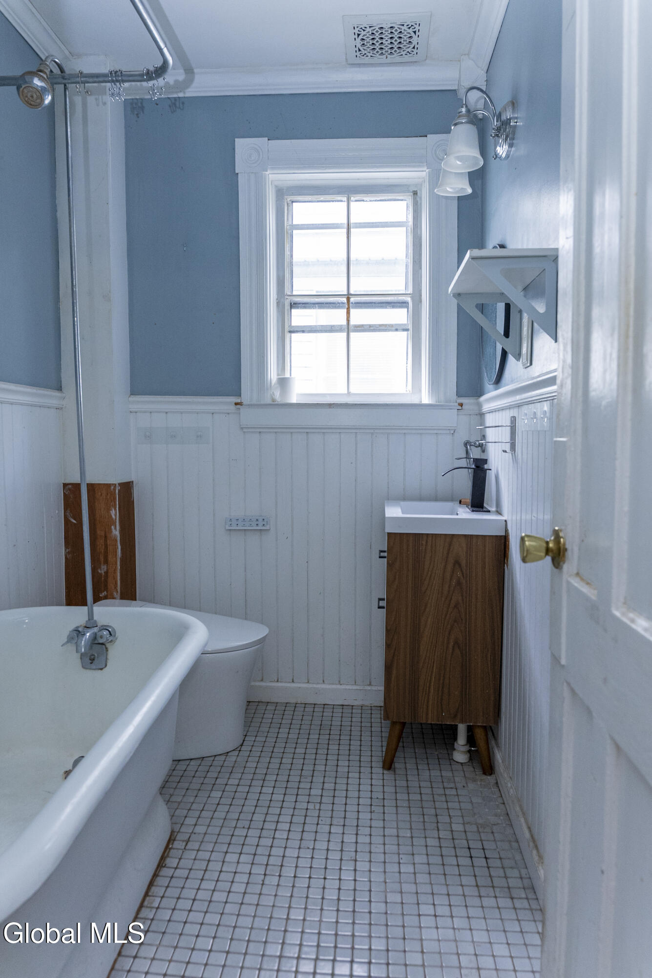 11 River Street Schenectady, NY 12305 - Photo 10 of 11 11 River St-29