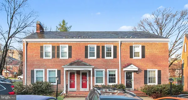 $3,700 | 4885 28th Street South, Unit B, Arlington, VA 22206