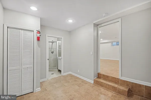 $3,700 | 4885 28th Street South, Unit B, Arlington, VA 22206