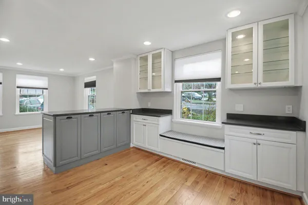 $3,700 | 4885 28th Street South, Unit B, Arlington, VA 22206