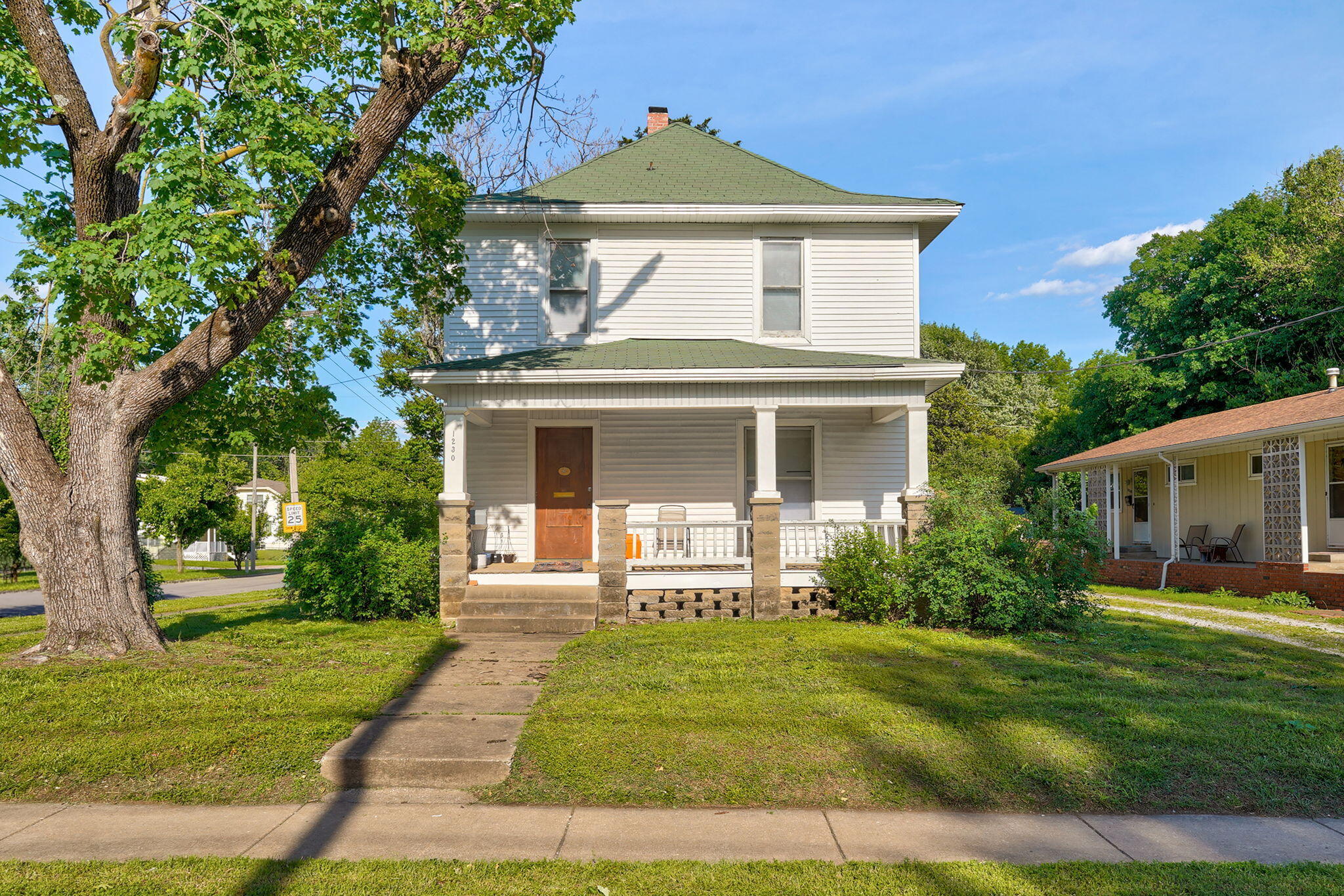 1230 N Grant Ave-2