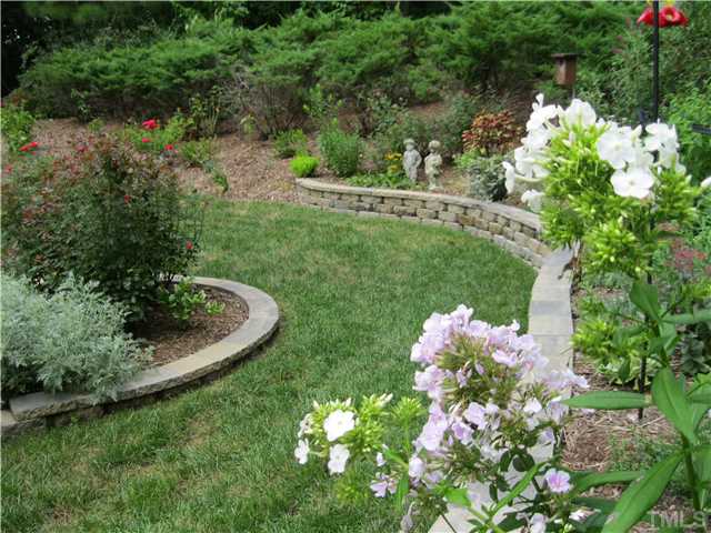 3914 Center Creek Circle Raleigh, NC 27612 - Photo 3 of 25 Gallery Image 3