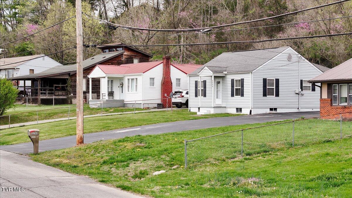 2208 Princeton Road Kingsport, TN 37660 - Photo 3 of 64 46-WBP-Princeton-Rd-46