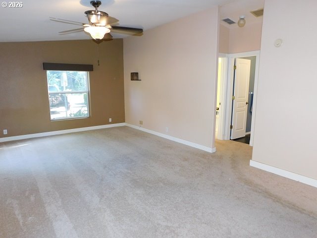 1105 Riverside Drive, Unit 32 Vernonia, OR 97064 - Photo 10 of 37 Family Room