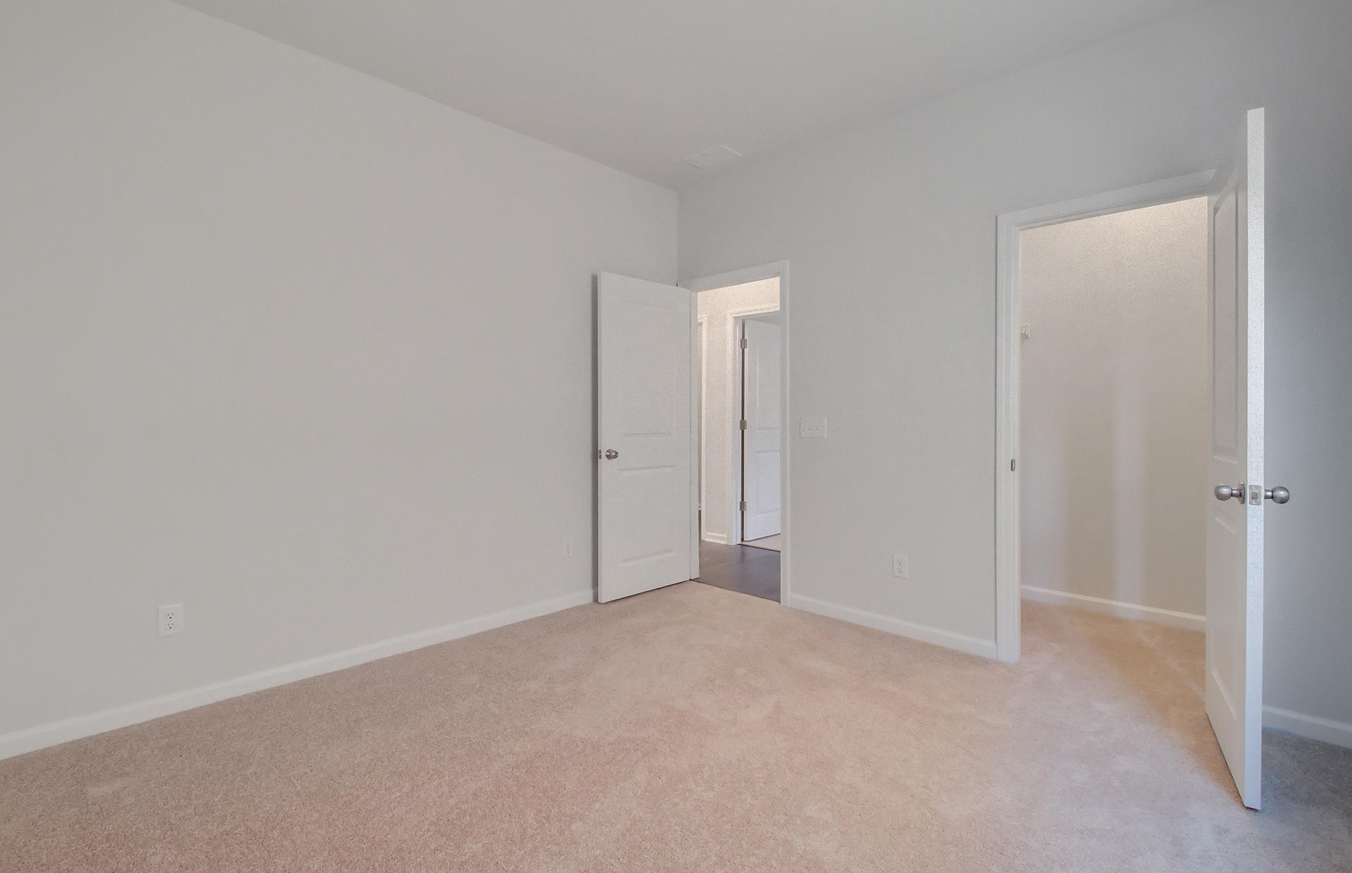 169 Hayworth Road Summerville, SC 29486 - Photo 13 of 19 Bedroom 3
