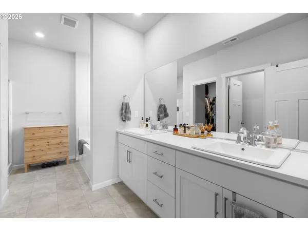 $574,950 | 6140 Southeast 23rd Street, Gresham, OR 97080