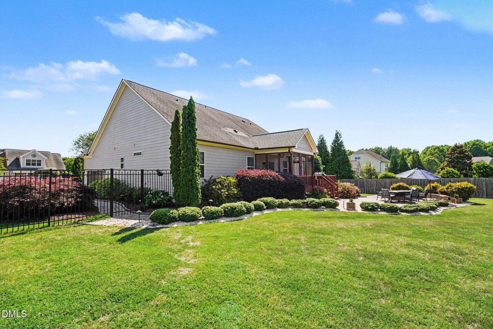 8320 Pin Cherry Drive Willow Spring, NC 27592 - Photo 39 of 48 035_file_1063