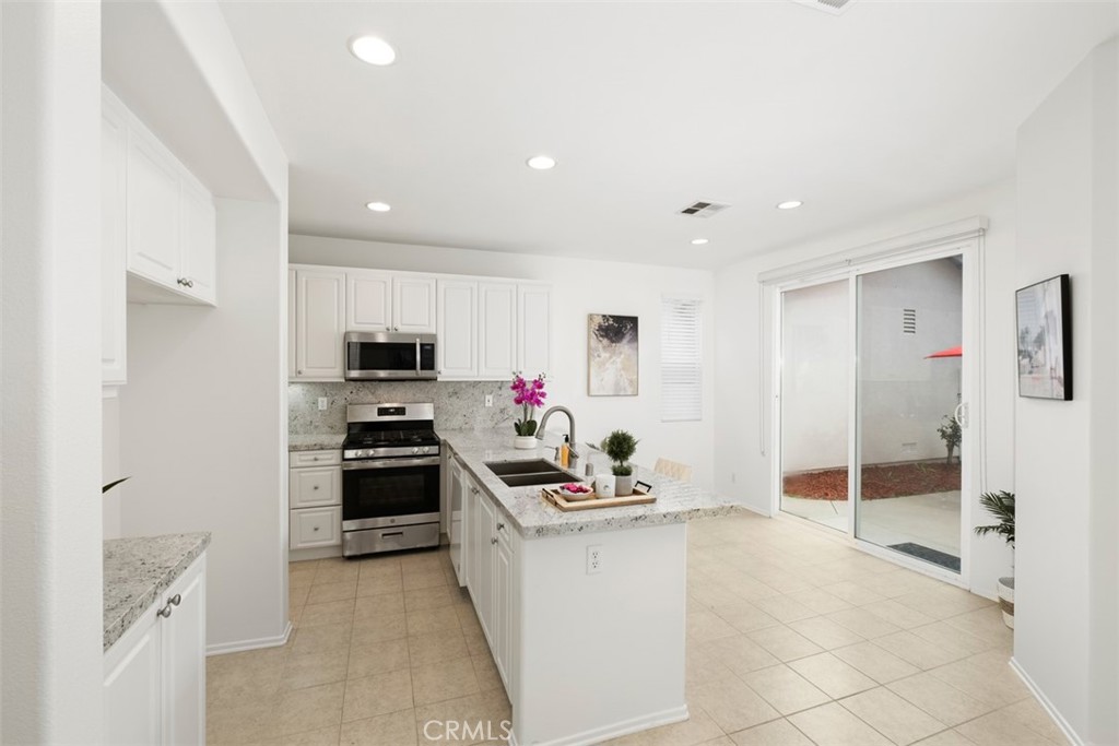 201 Kensington, Unit 26 Irvine, CA 92606 - Photo 12 of 59