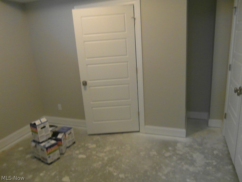 26802 Rue Street Cleveland, OH 44128 - Photo 21 of 35
