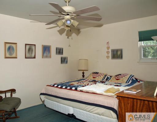 11 Winton Road East Brunswick, NJ 08816 - Photo 7 of 10 Gallery Image 7