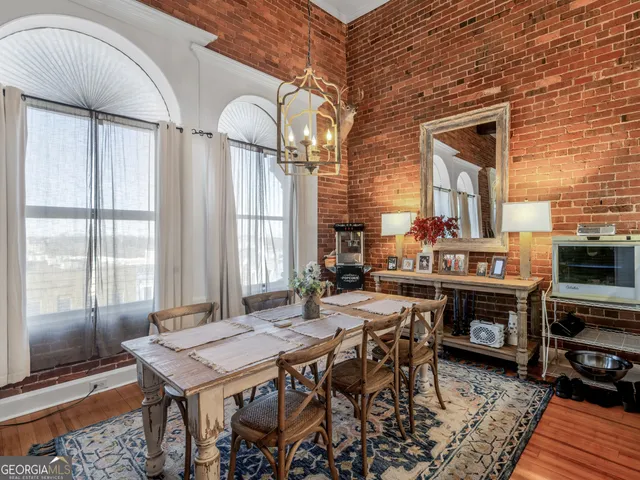 $265,000 | 102 North Hill Street, Unit 302, Griffin, GA 30223