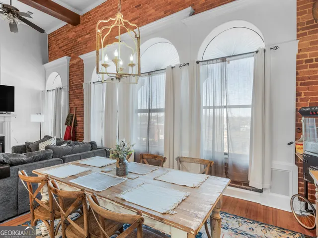 $265,000 | 102 North Hill Street, Unit 302, Griffin, GA 30223