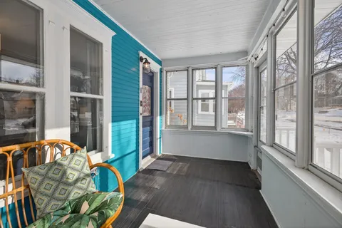 $259,900 | 147 Hurley Street East, West St. Paul, MN 55118