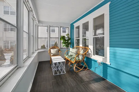 $259,900 | 147 Hurley Street East, West St. Paul, MN 55118