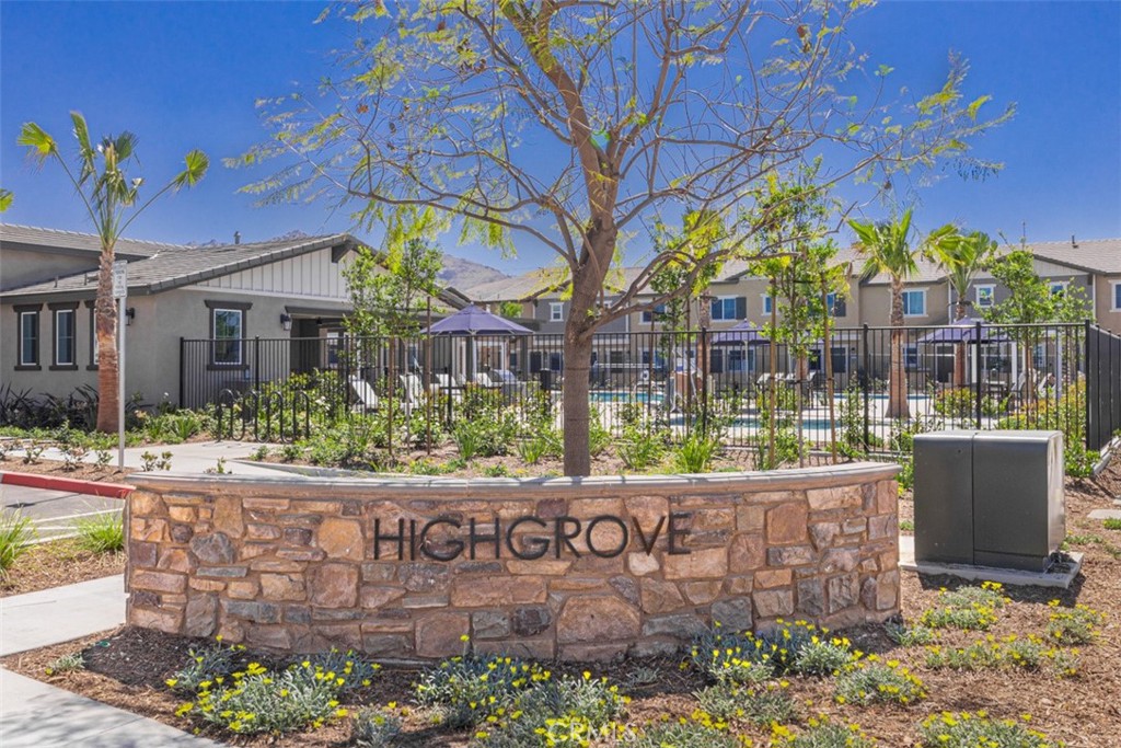 7395 Olive Grv Street Riverside, CA 92507 - Photo 17 of 18 Highgrove Association clubhouse and amenities.