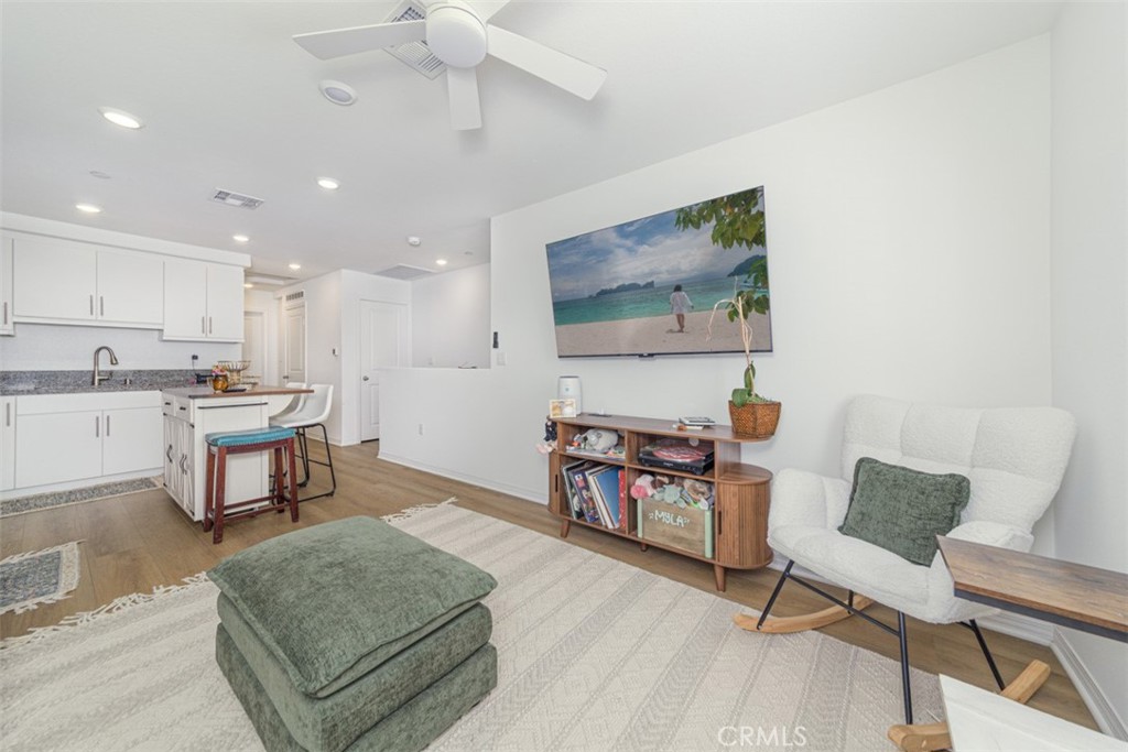7395 Olive Grv Street Riverside, CA 92507 - Photo 7 of 18 Great room opes to kitchen.