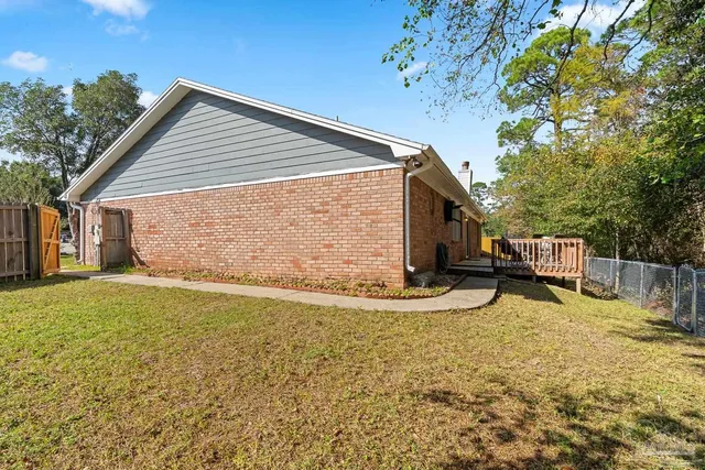 a view of a car in front of house