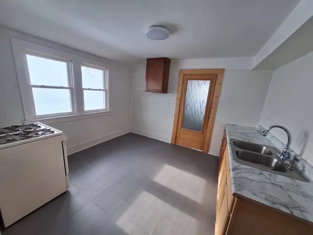 $159,900 | 4661 North 29th Street, Unit 4661A, Milwaukee, WI 53209