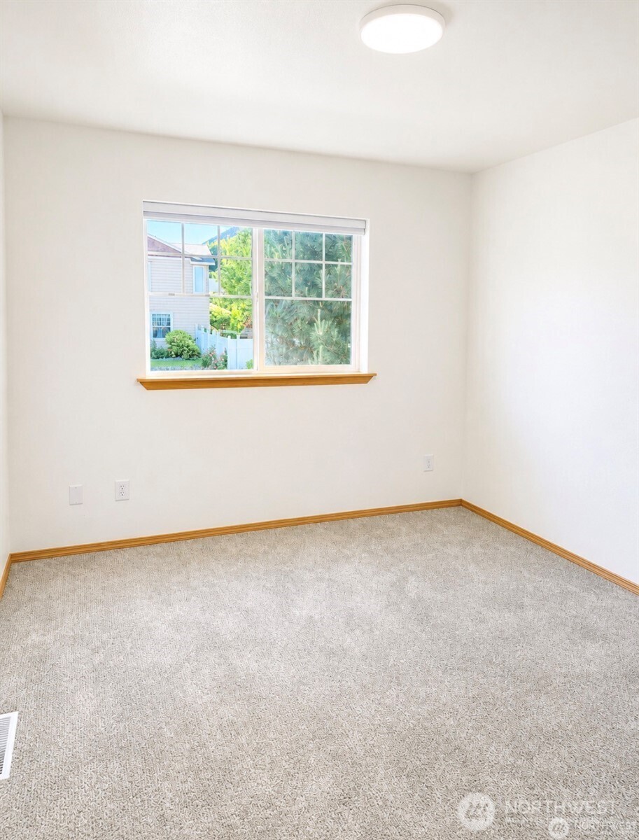 576 Saddle Rock Loop Wenatchee, WA 98801 - Photo 16 of 24