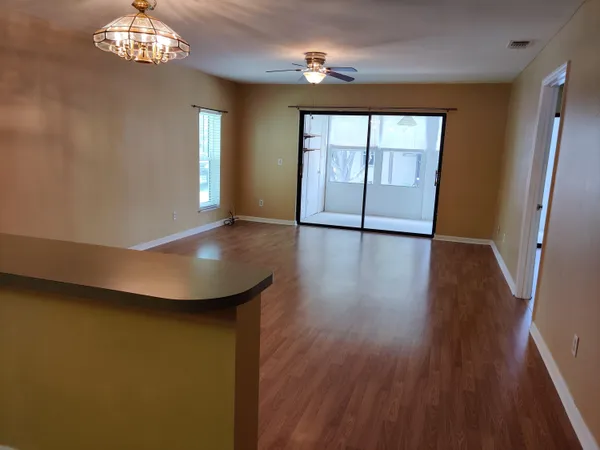 $138,000 | 6531 Southeast Federal Highway, Unit J202, Stuart, FL 34997