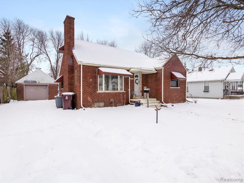 7240 Stephens Center Line, MI 48015 - Photo 3 of 22