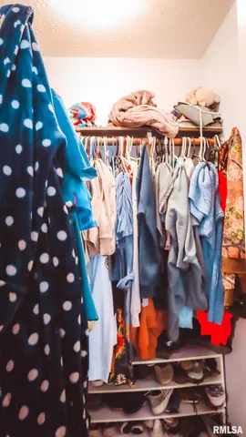 $155,000 | 806 East Boulevard Street, Marion, IL 62959