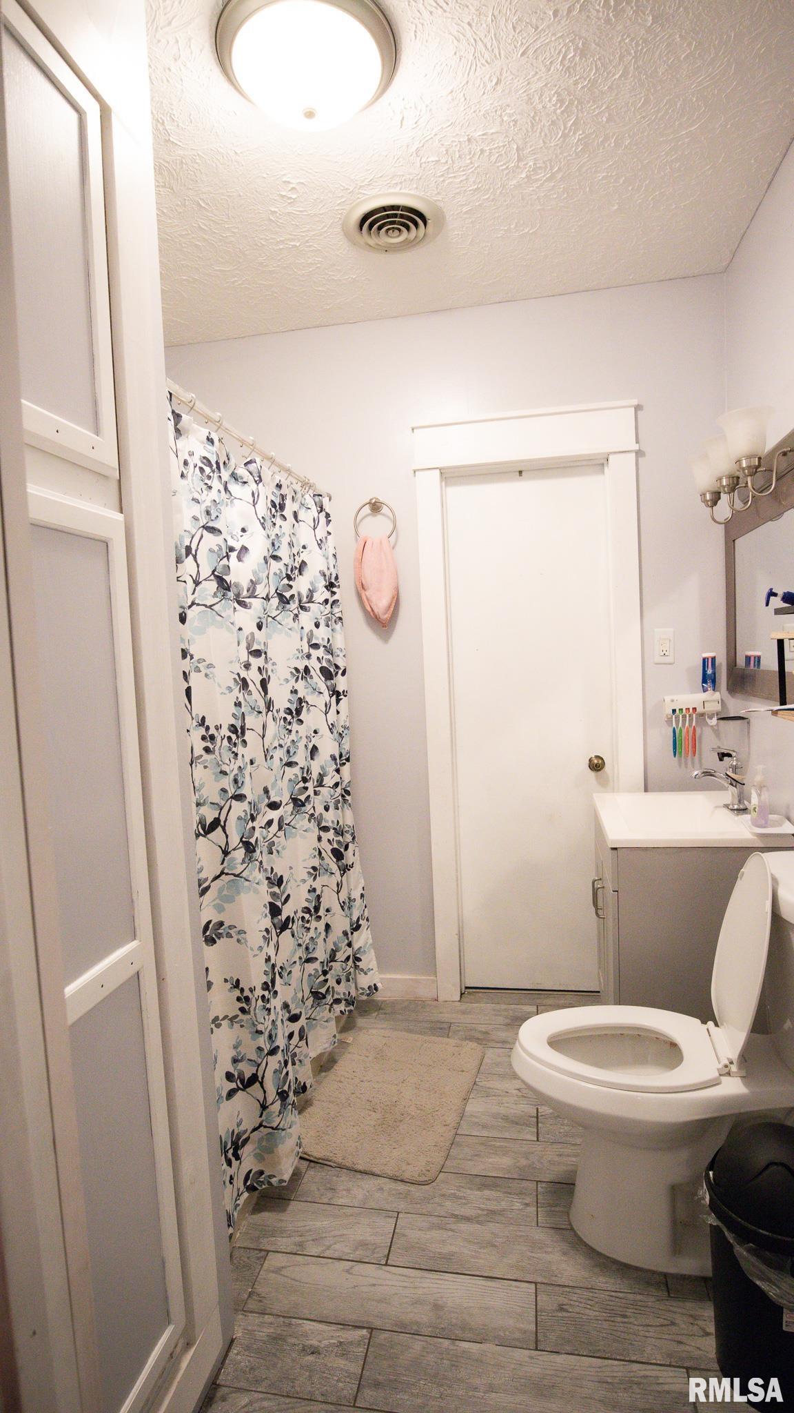 806 East Boulevard Street Marion, IL 62959 - Photo 33 of 35