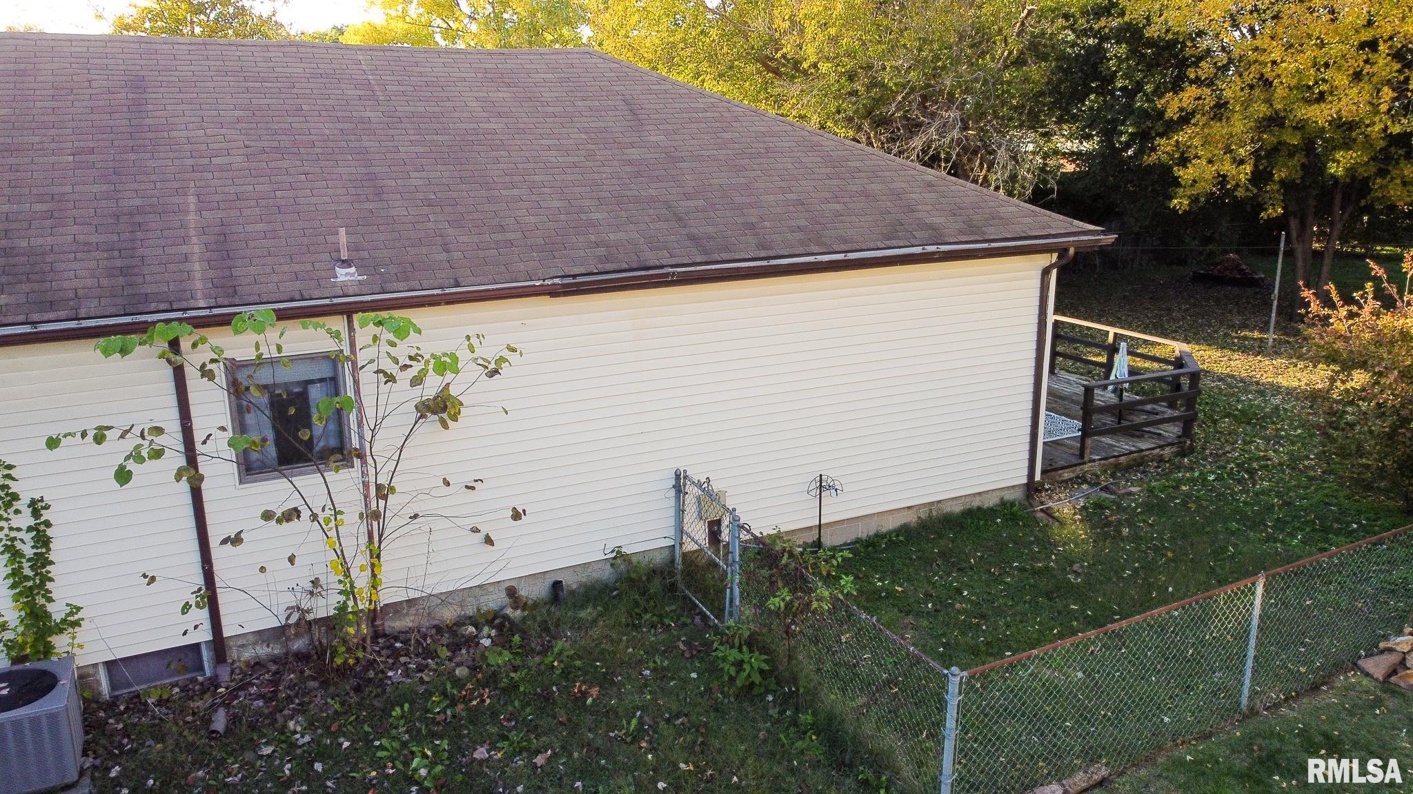 806 East Boulevard Street Marion, IL 62959 - Photo 5 of 35