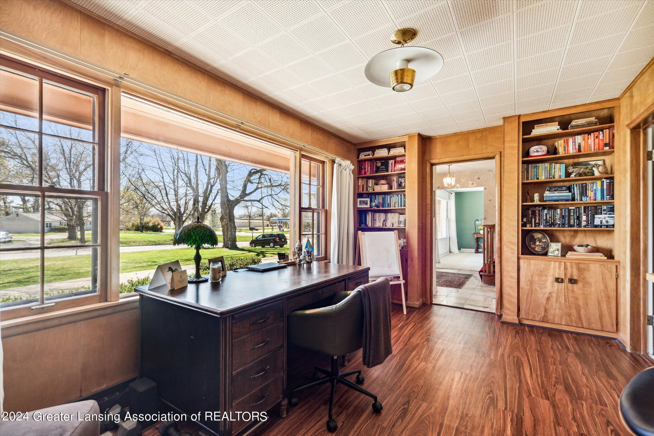 3808 West Holmes Road Lansing, MI 48911 - Photo 31 of 67 31-3808-W-Holmes-Rd-Lansing-MI-48911-Win