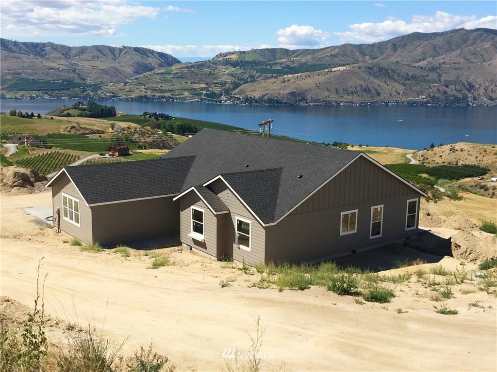 800 Lakayuse Road Manson, WA 98831 - Photo 1 of 16 Gallery Image 1