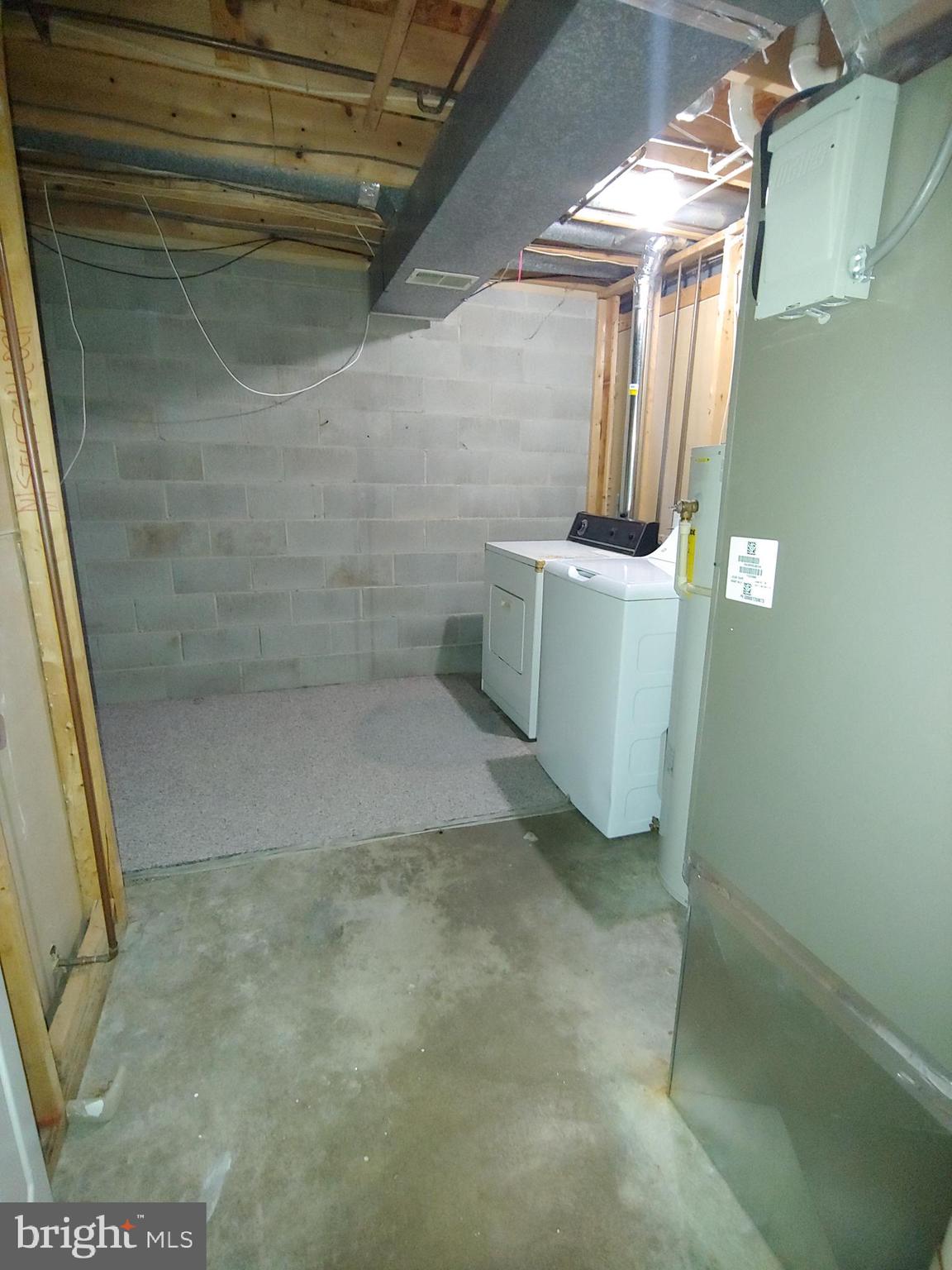 2134 Commissary Circle Odenton, MD 21113 - Photo 17 of 41 a view of a bathroom