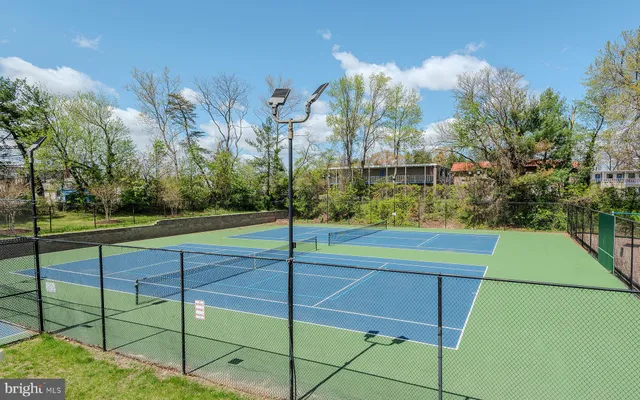 a view of a tennis court