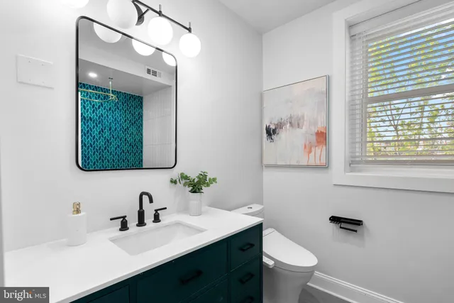 a car parked in front of a building