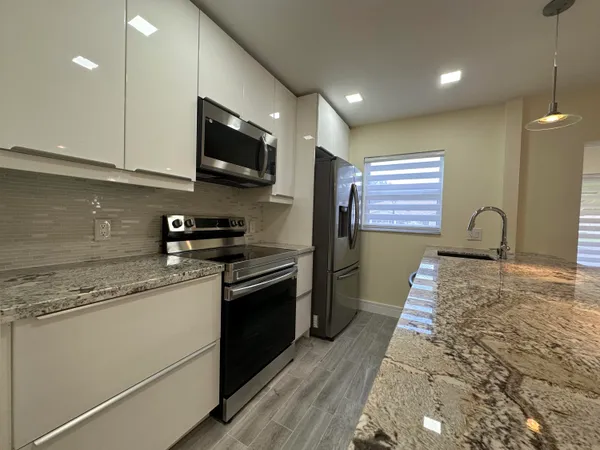 $1,640 | 14250 Nesting Way, Unit B, Delray Beach, FL 33484