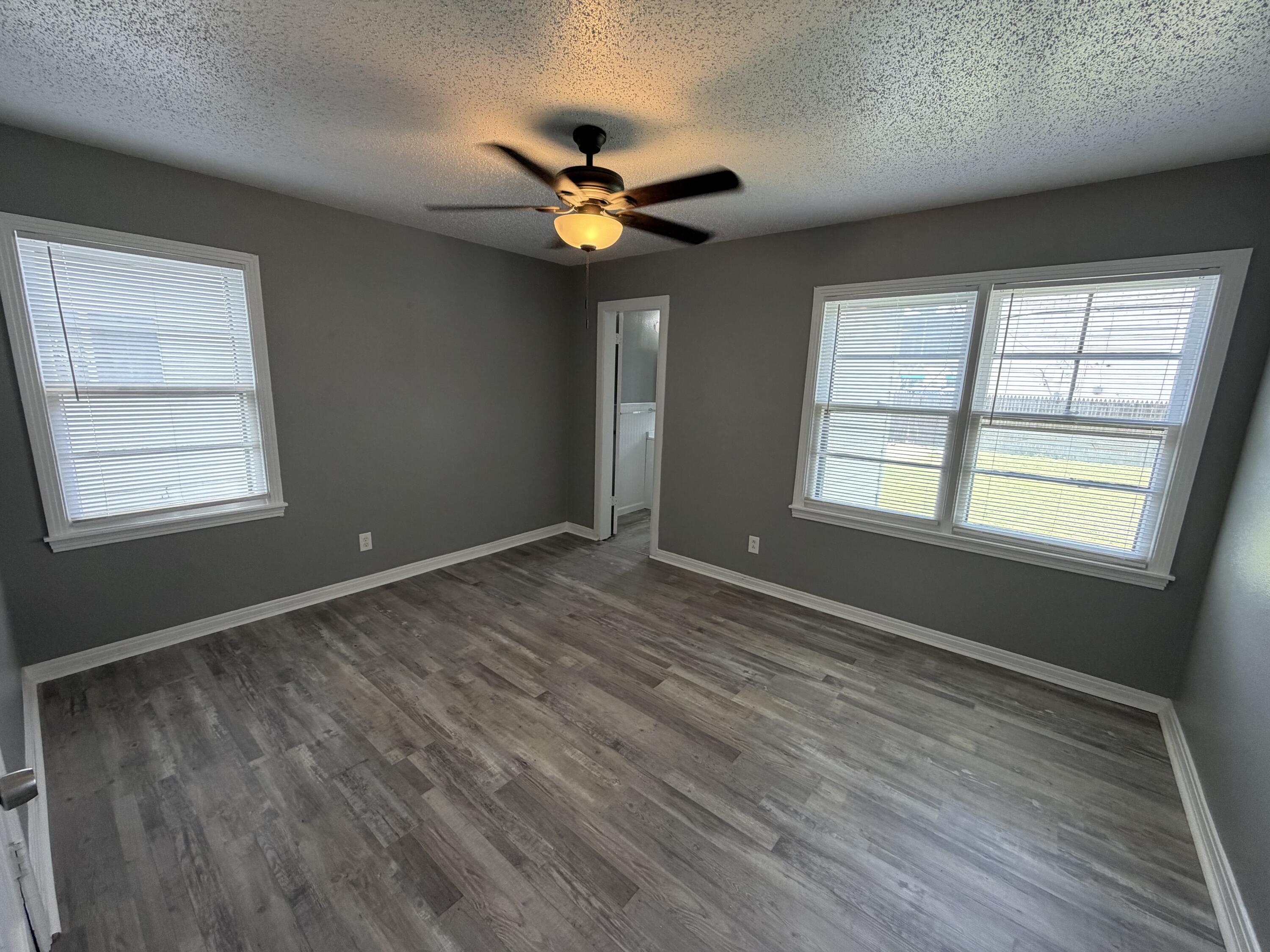 3511 33rd Street Lubbock, TX 79410 - Photo 10 of 14 IMG_4898