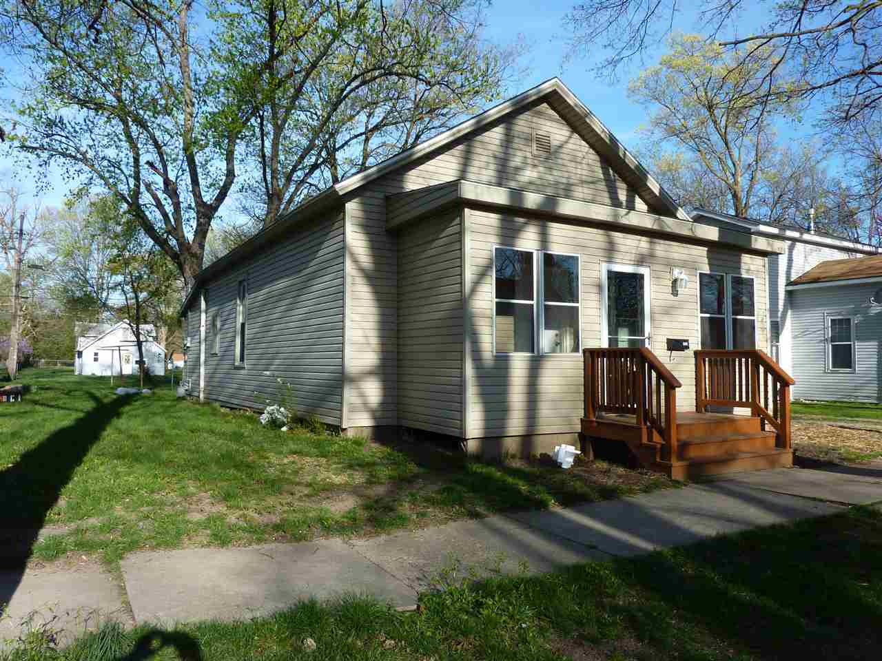 1216 Franklin Avenue Rochester, IN 46975 - Photo 18 of 19 Gallery Image 18