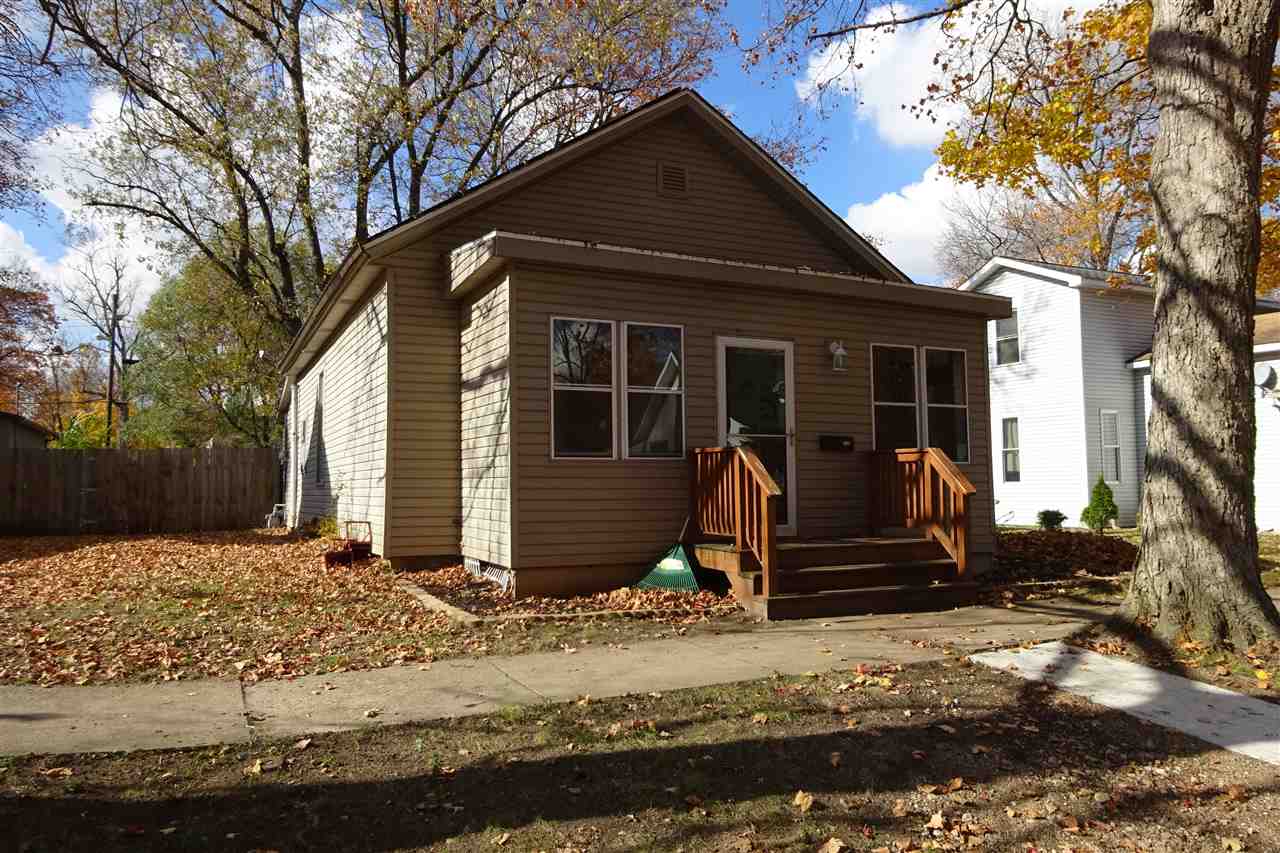 1216 Franklin Avenue Rochester, IN 46975 - Photo 4 of 19 Gallery Image 4