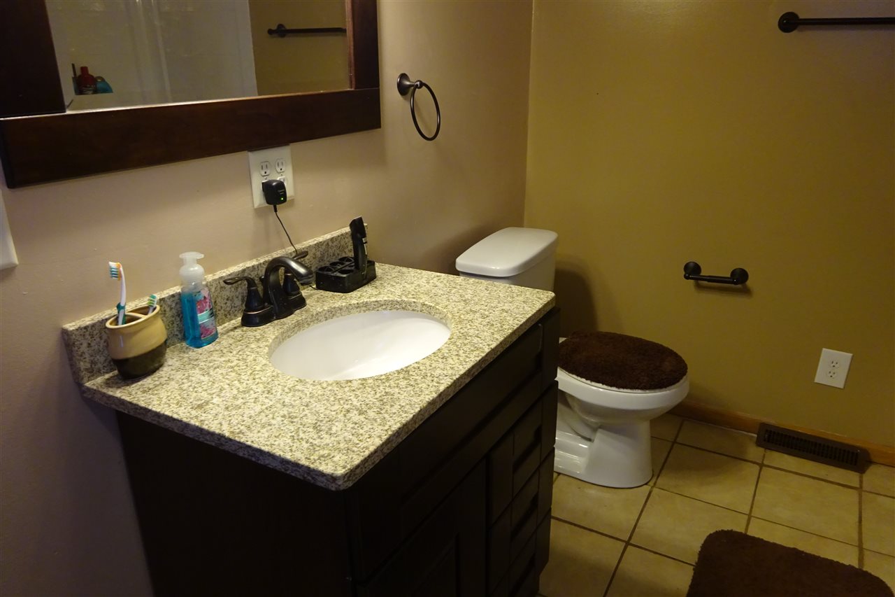 1216 Franklin Avenue Rochester, IN 46975 - Photo 7 of 19 Gallery Image 7