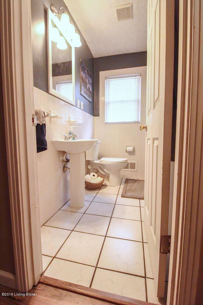 4808 Goepper Road Louisville, KY 40258 - Photo 8 of 21 IMG-0933