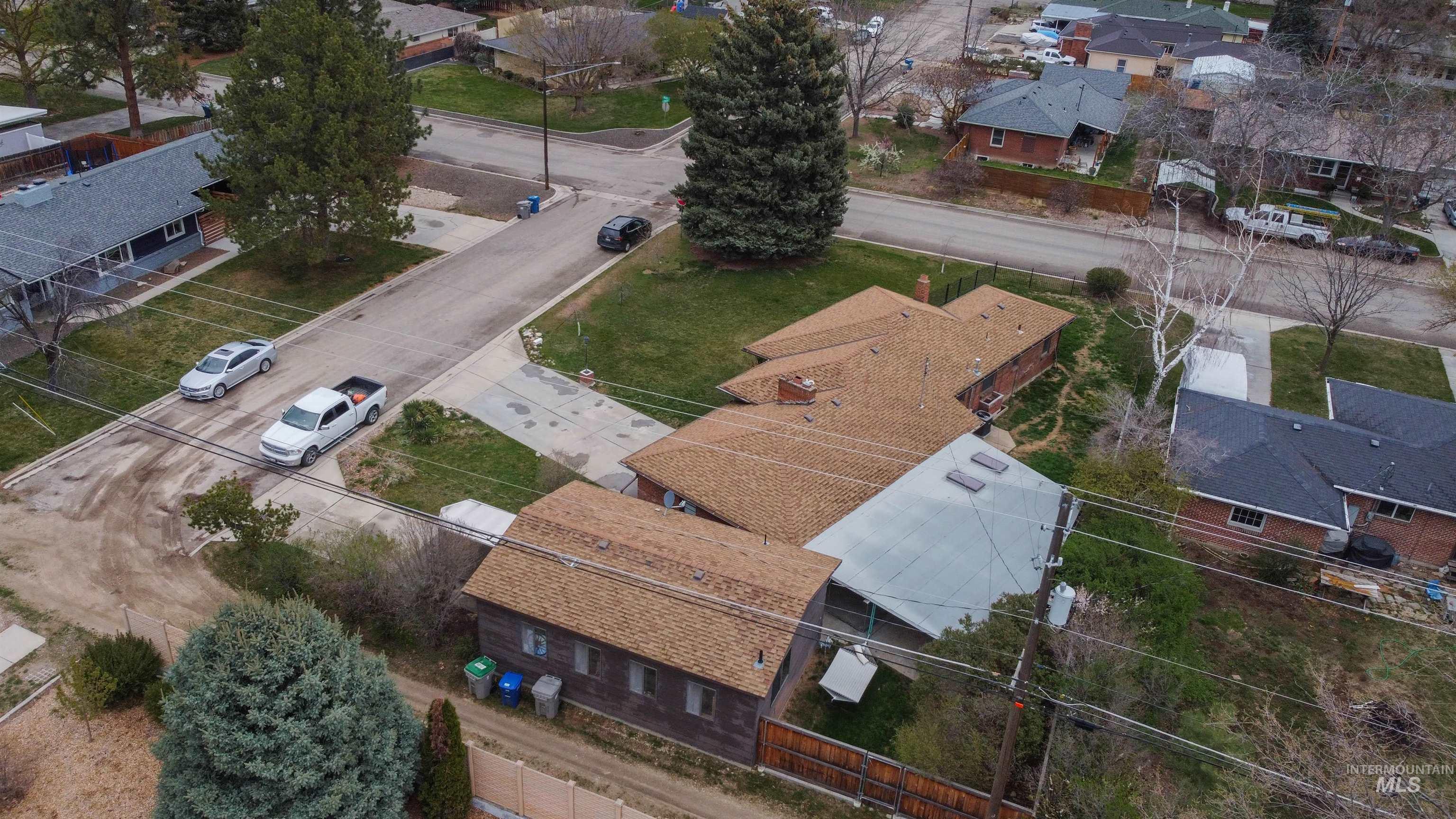 5701 Cruzen Street Boise, ID 83706 - Photo 2 of 49