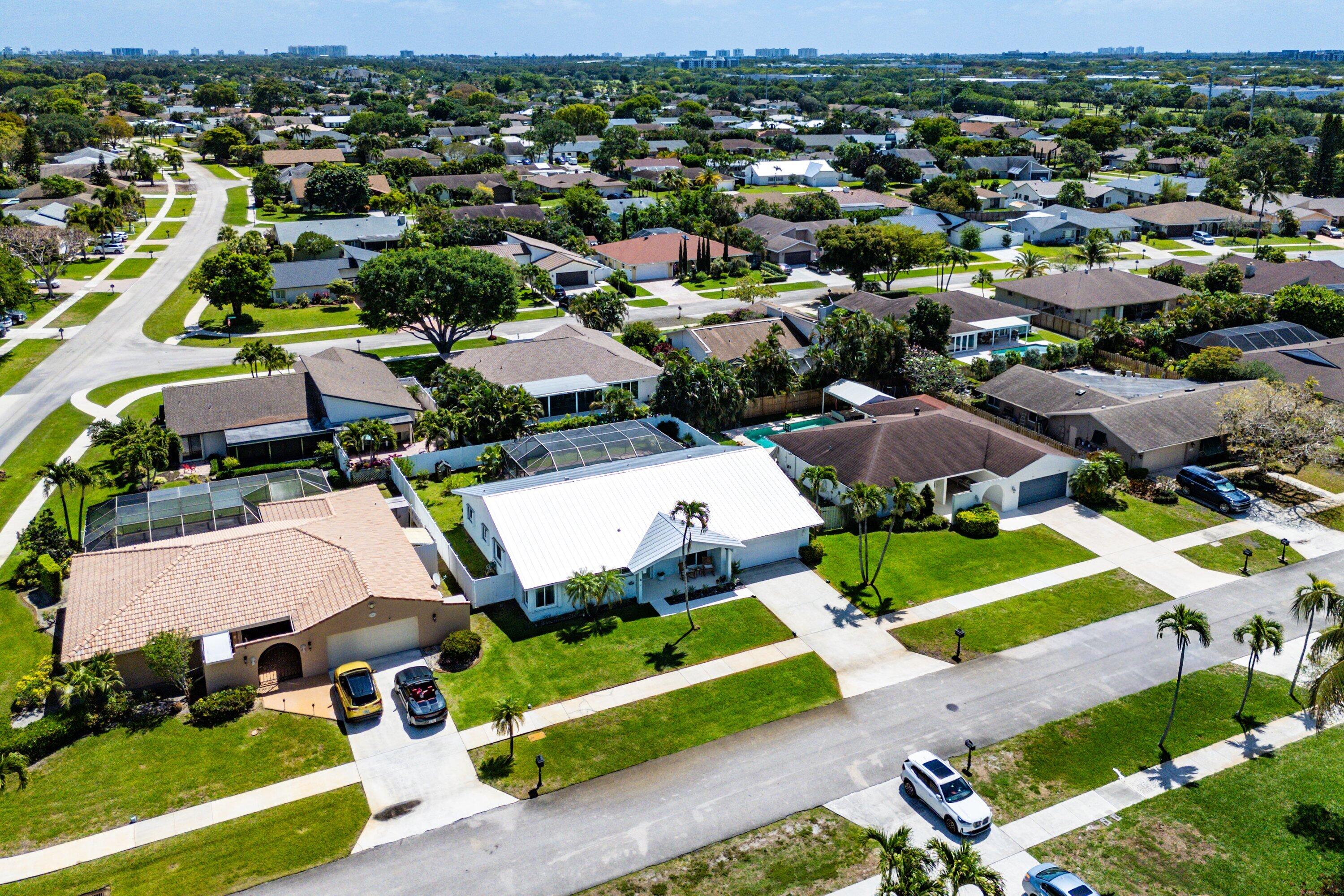 17680 Pine Needle Terrace Boca Raton, FL 33487 - Photo 47 of 60 East Aerial