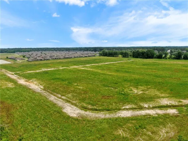 $4,759,820 | 45043 River Road, Hammond, LA 70401