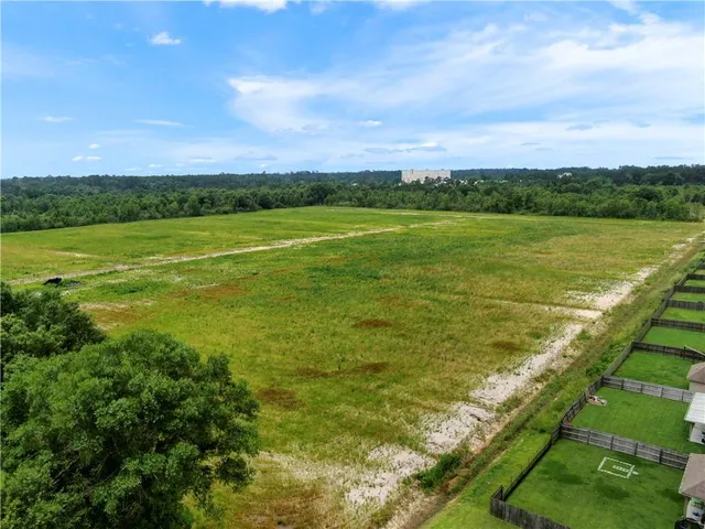 $4,759,820 | 45043 River Road, Hammond, LA 70401