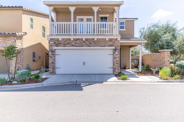 $399,000 | 179 Sunset Drive South, Madera, CA 93636