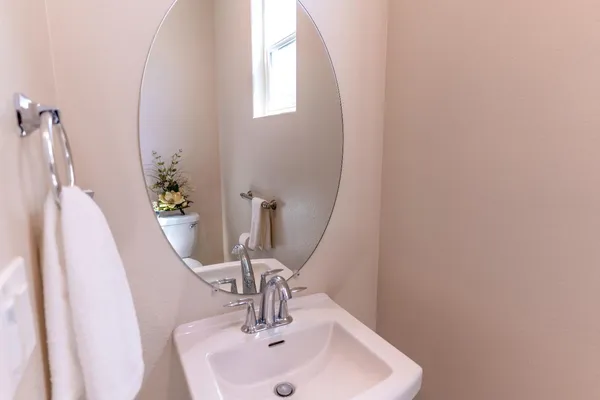 $399,000 | 179 Sunset Drive South, Madera, CA 93636