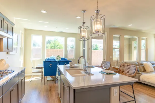 $399,000 | 179 Sunset Drive South, Madera, CA 93636