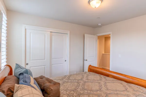 $399,000 | 179 Sunset Drive South, Madera, CA 93636