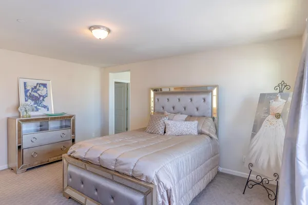 $399,000 | 179 Sunset Drive South, Madera, CA 93636