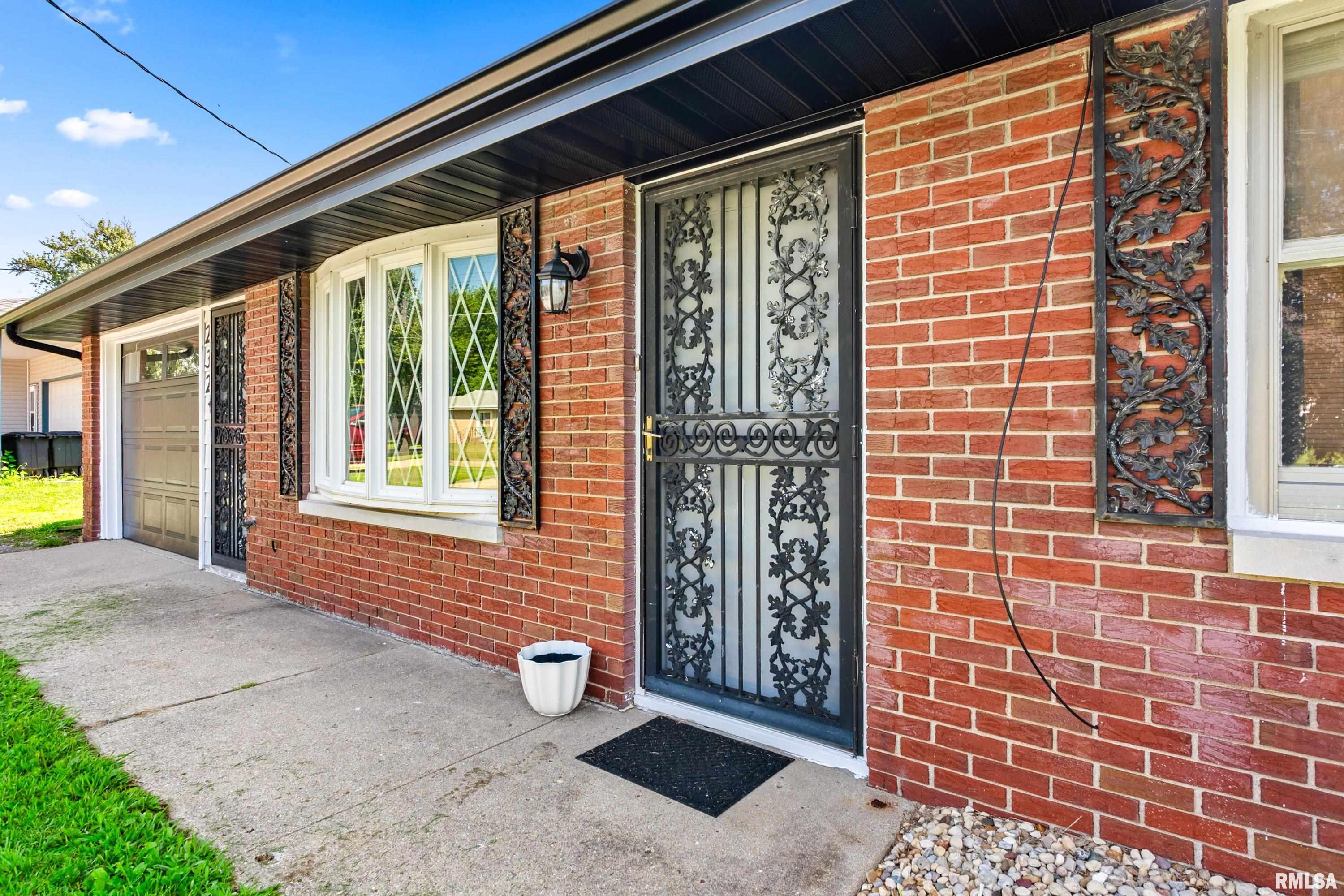 232 Sheffield Road Groveland, IL 61535 - Photo 4 of 36 Gallery Image 4