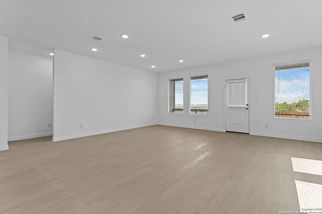 $299,900 | 14926 Taradeau, San Antonio, TX 78254